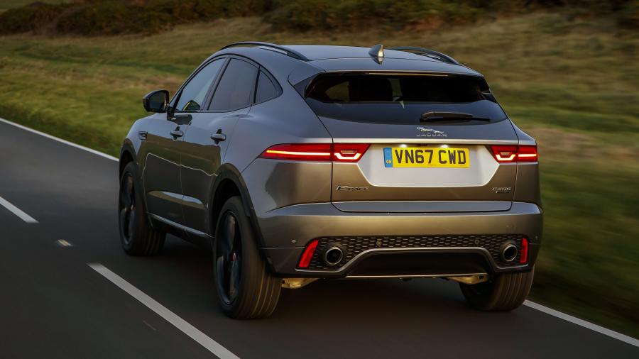  Jaguar E-Pace R-Dynamic P300 AWD 2017 года  (UK) (фото 2 из 44)